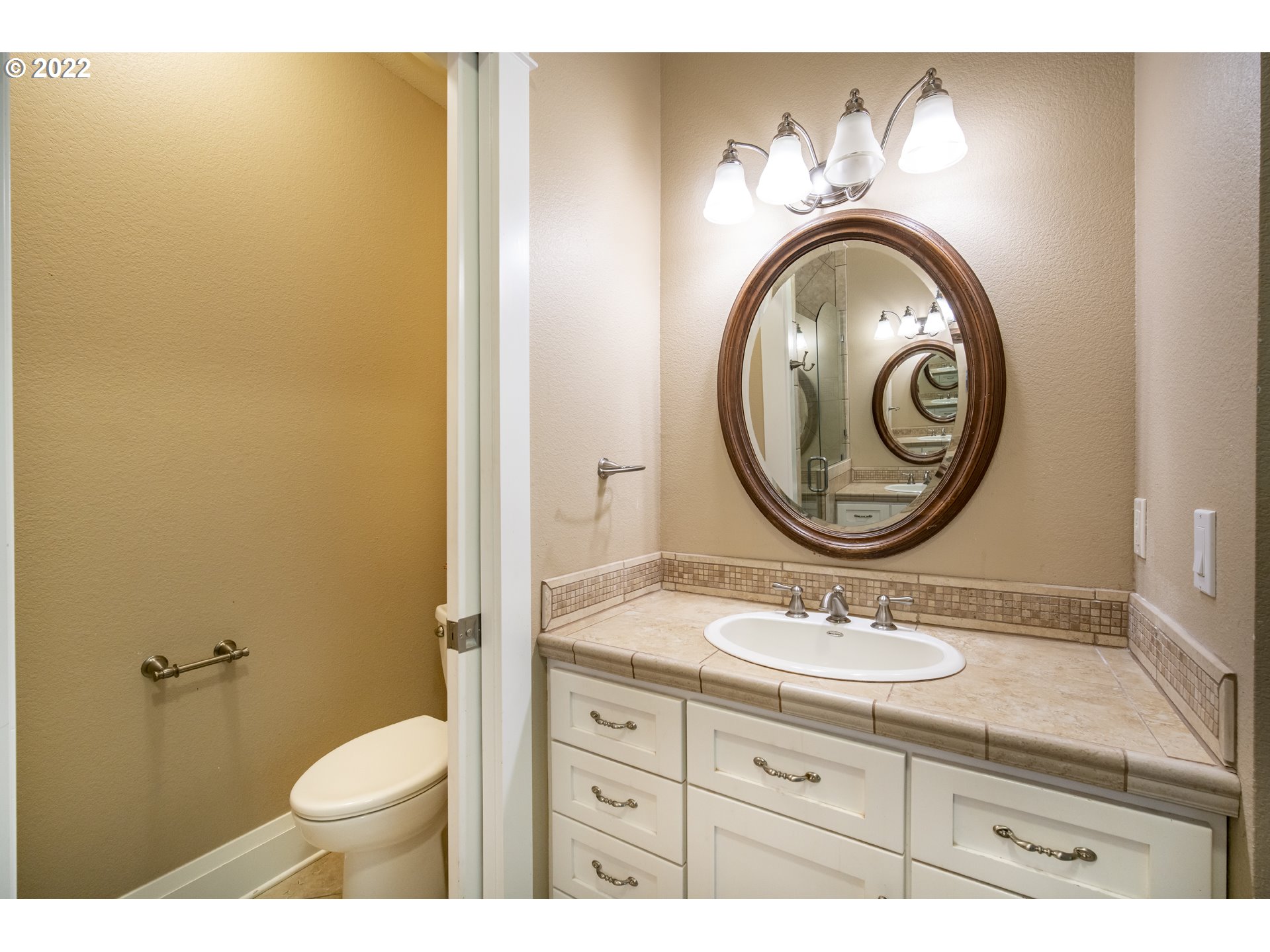 65611 East Bay Road North Bend, OR 97459 - Photo 18 of 32 Gallery Image 18