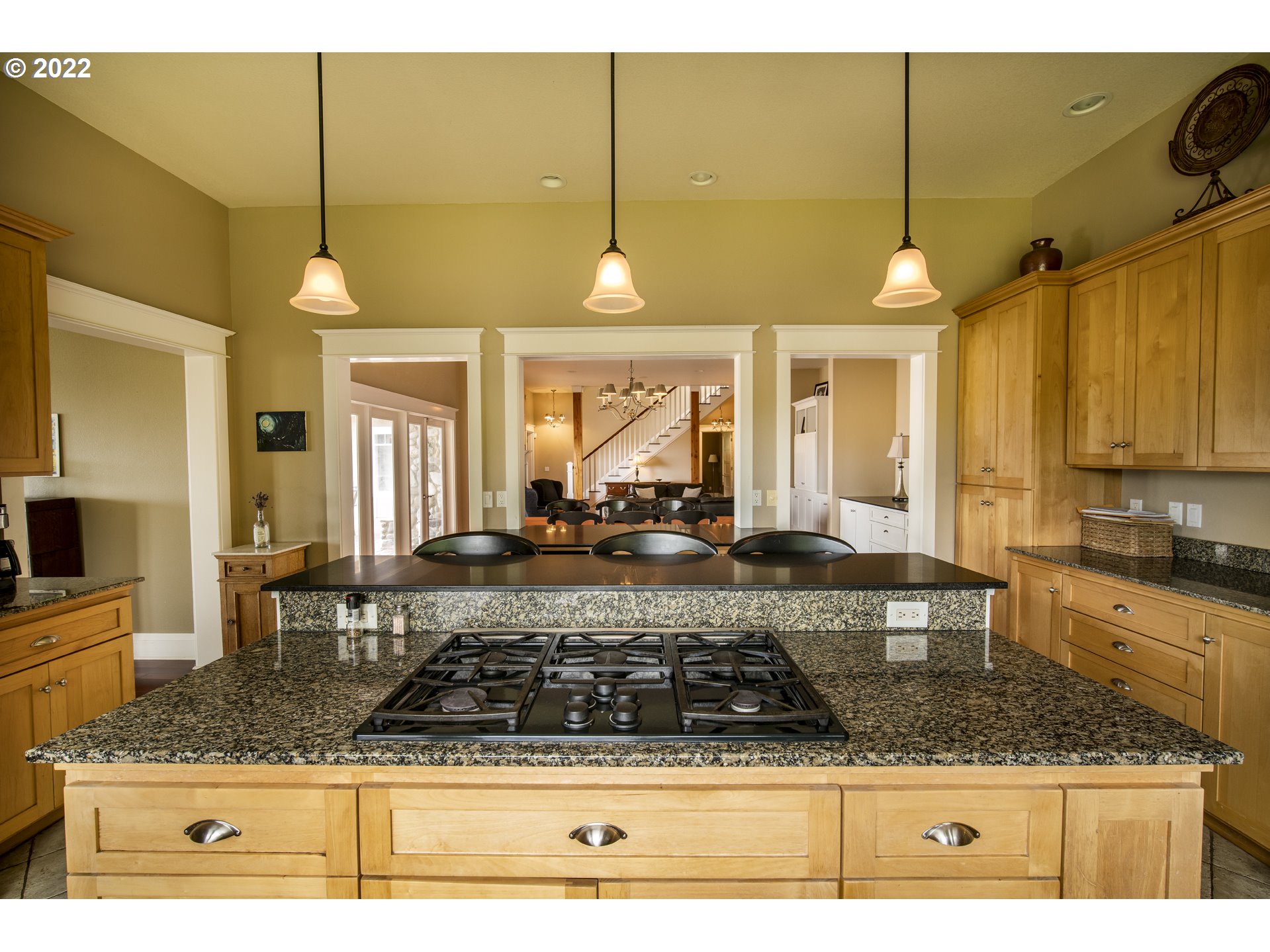 65611 East Bay Road North Bend, OR 97459 - Photo 7 of 32 Gallery Image 7