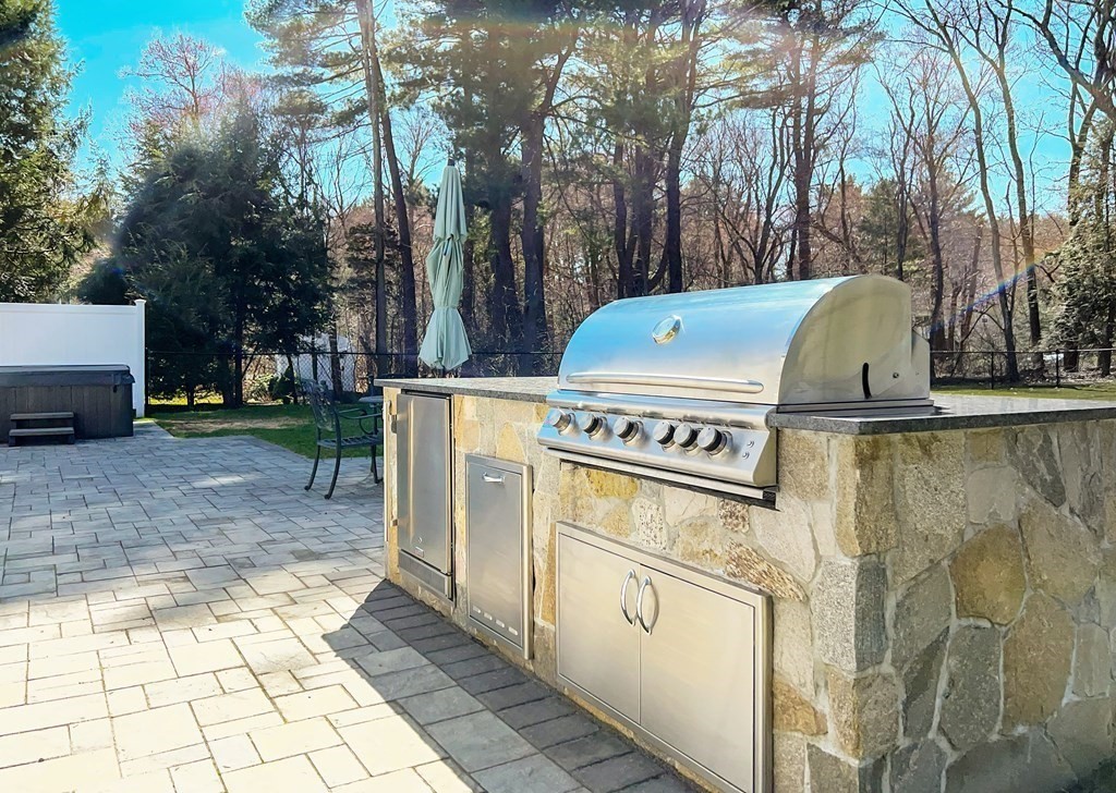 162 Tamarack Road Westwood, MA 02090 - Photo 33 of 38 Gallery Image 33