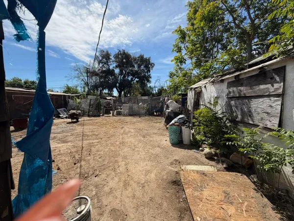 $250,000 | 414 Glenn Avenue, Modesto, CA 95358