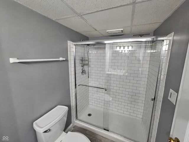 $1,100 | 230 9th Street, Unit 507, Indianapolis, IN 46204