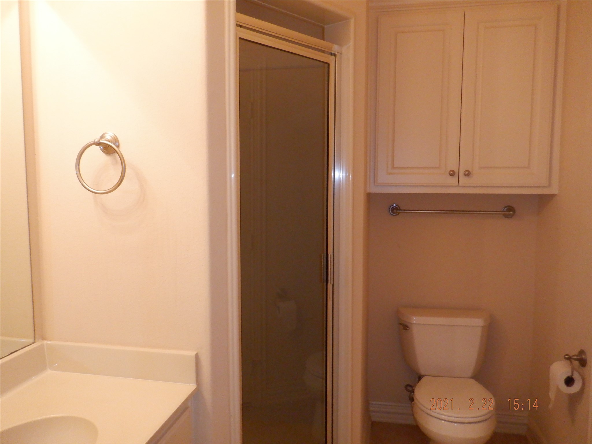 1903 Spring Cedar Lane Houston, TX 77077 - Photo 10 of 20 1st floor full bathroom