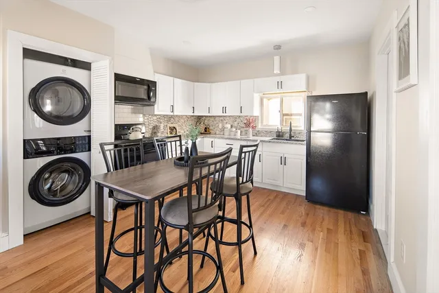 $795,000 | 15 Varney Street, Lowell, MA 01854