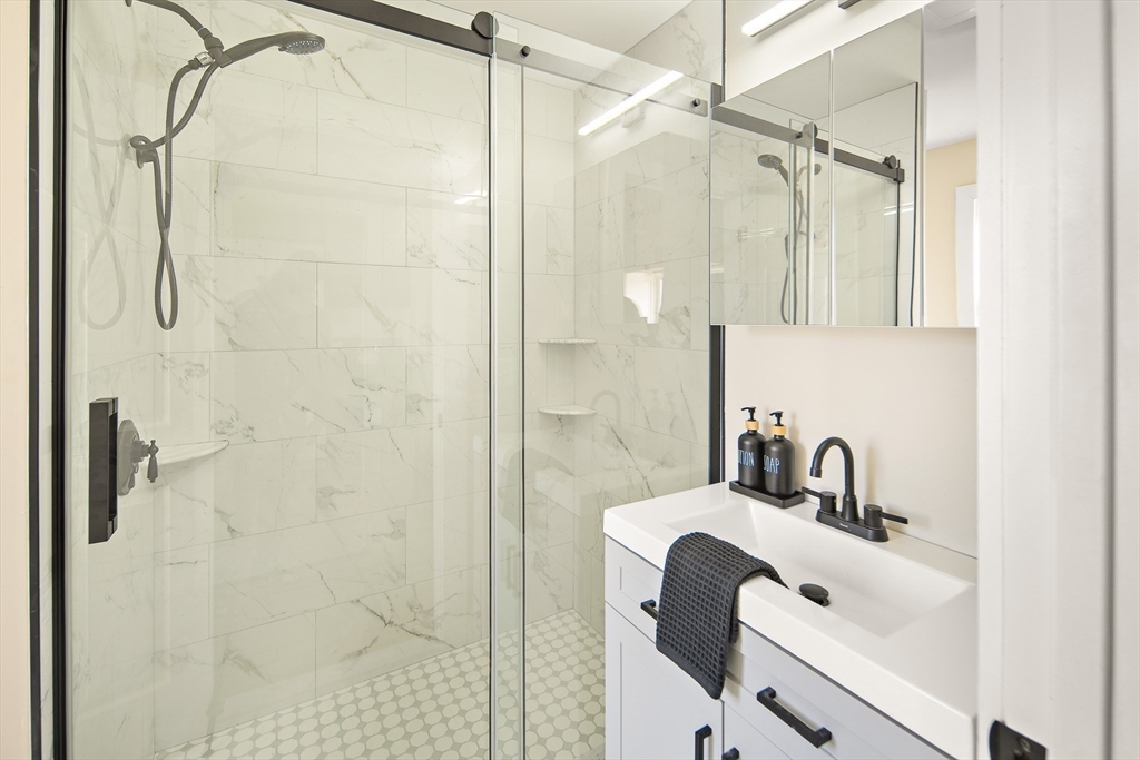 15 Varney Street Lowell, MA 01854 - Photo 15 of 31