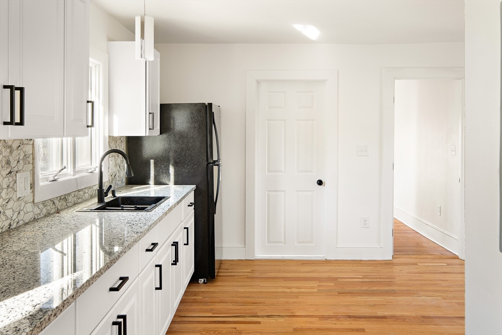 15 Varney Street Lowell, MA 01854 - Photo 21 of 31