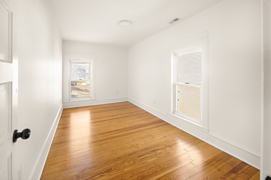 15 Varney Street Lowell, MA 01854 - Photo 24 of 31