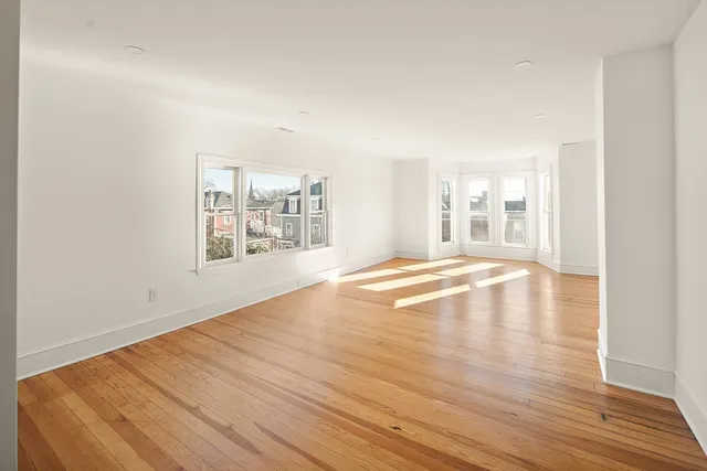 $795,000 | 15 Varney Street, Lowell, MA 01854