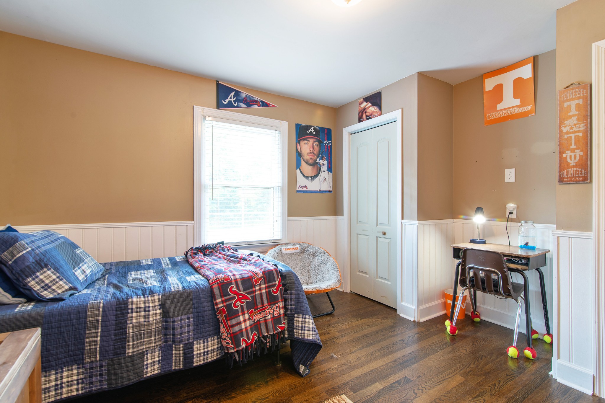 6249 Ladd Road Franklin, TN 37067 - Photo 27 of 50 a bedroom with a bed and a table in it