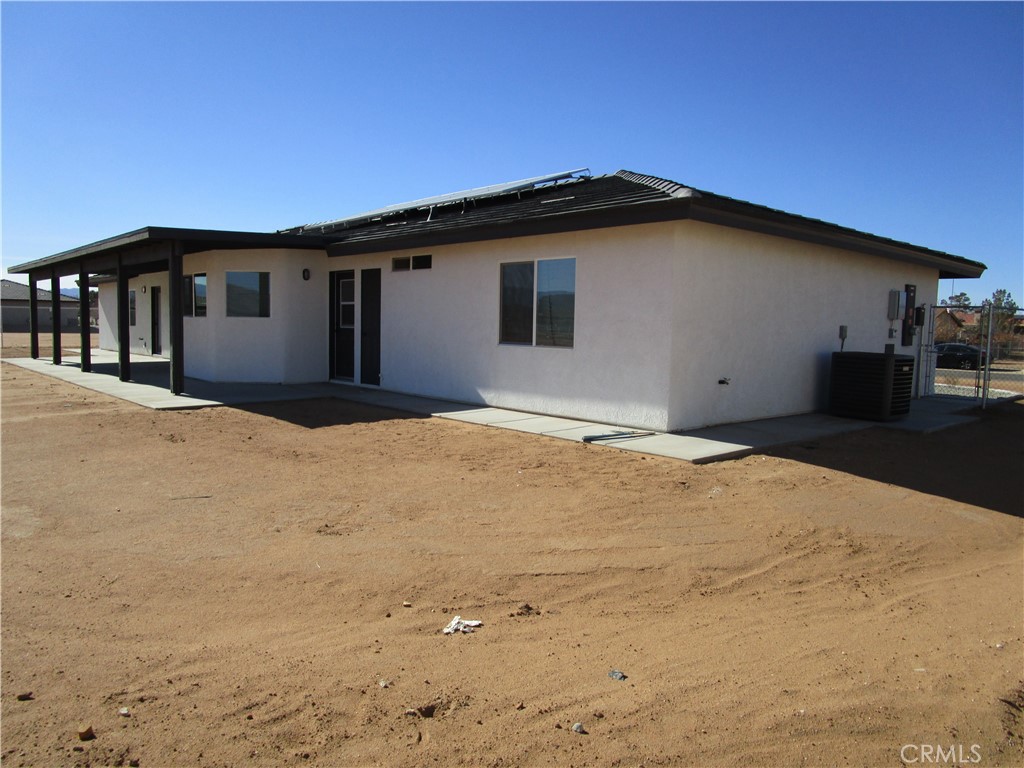 15029 Temecula Road Apple Valley, CA 92307 - Photo 2 of 23 RIGHT SIDE REAR OF HOUSE