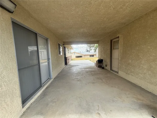 $2,200 | 34465 J Street, Barstow, CA 92311