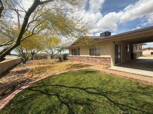 $2,200 | 34465 J Street, Barstow, CA 92311
