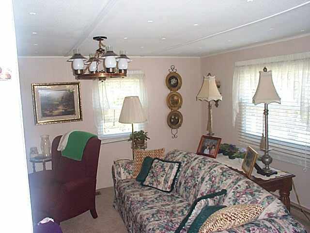 209 Regency Street Easley, SC 29640 - Photo 4 of 9