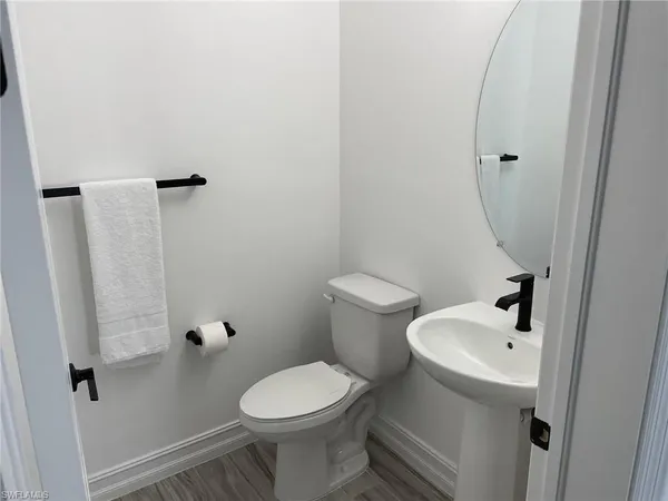 $2,950 | 7630 Rockefeller Drive, Naples, FL 34119