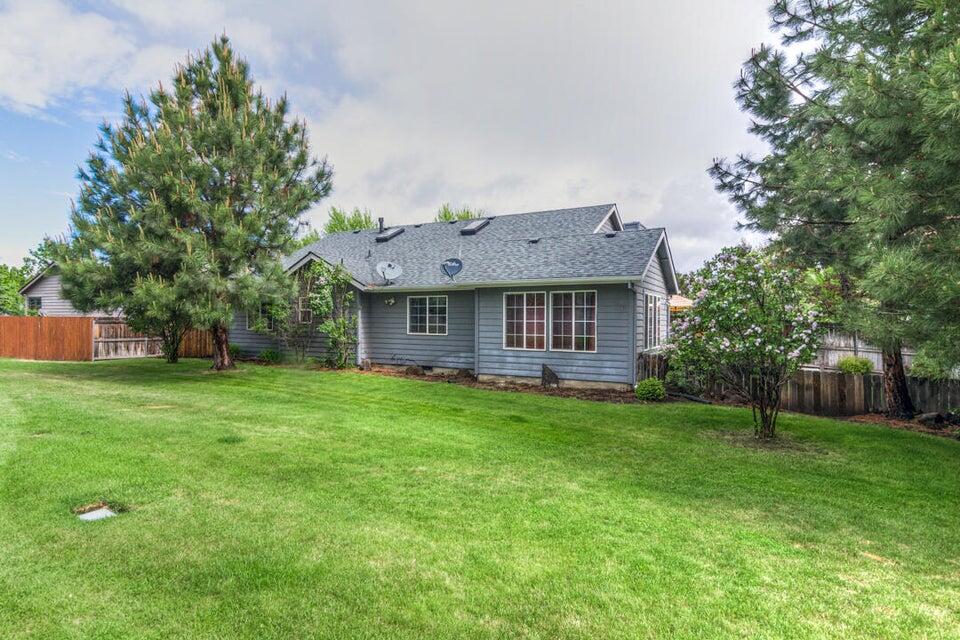 3393 Northeast Stonebrook Loop Bend, OR 97701 - Photo 23 of 23 Large back lawn area cared for by the HOA
