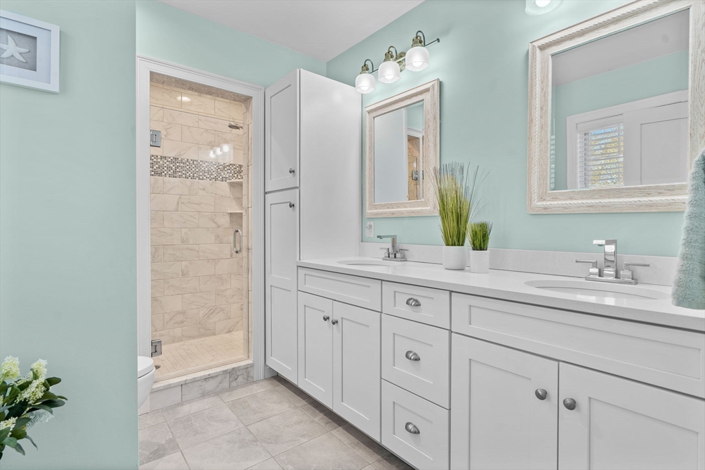 12 South Cedar Street Barnstable, MA 02632 - Photo 14 of 39