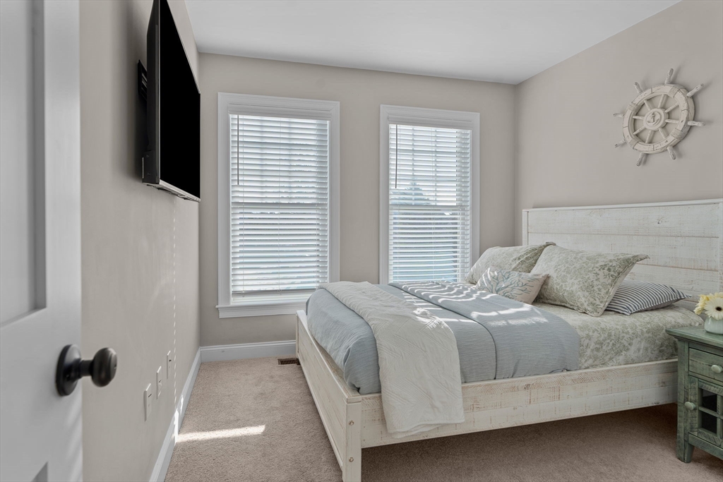 12 South Cedar Street Barnstable, MA 02632 - Photo 17 of 39