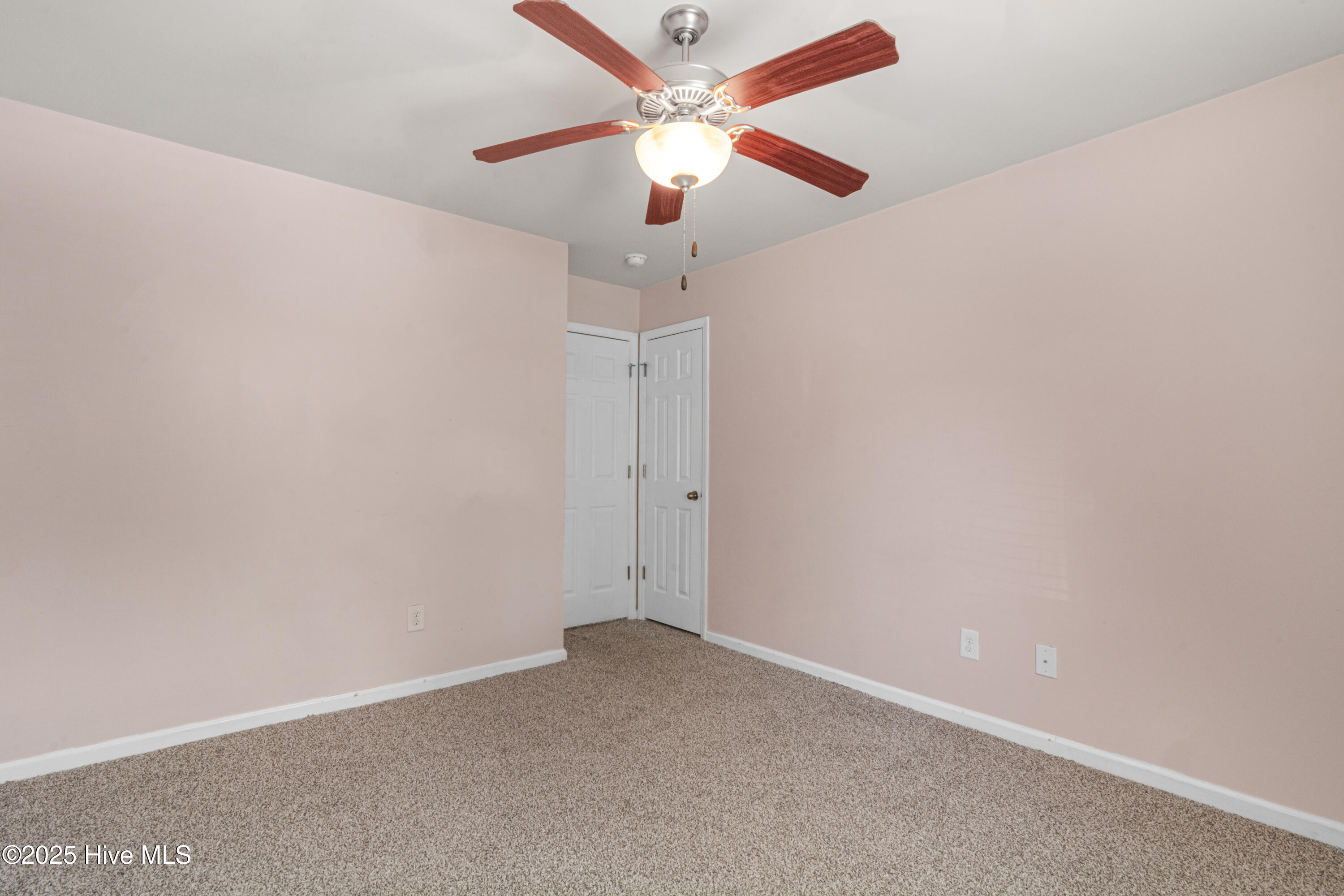 228 Caldwell Loop Jacksonville, NC 28546 - Photo 9 of 16 DSC_5653