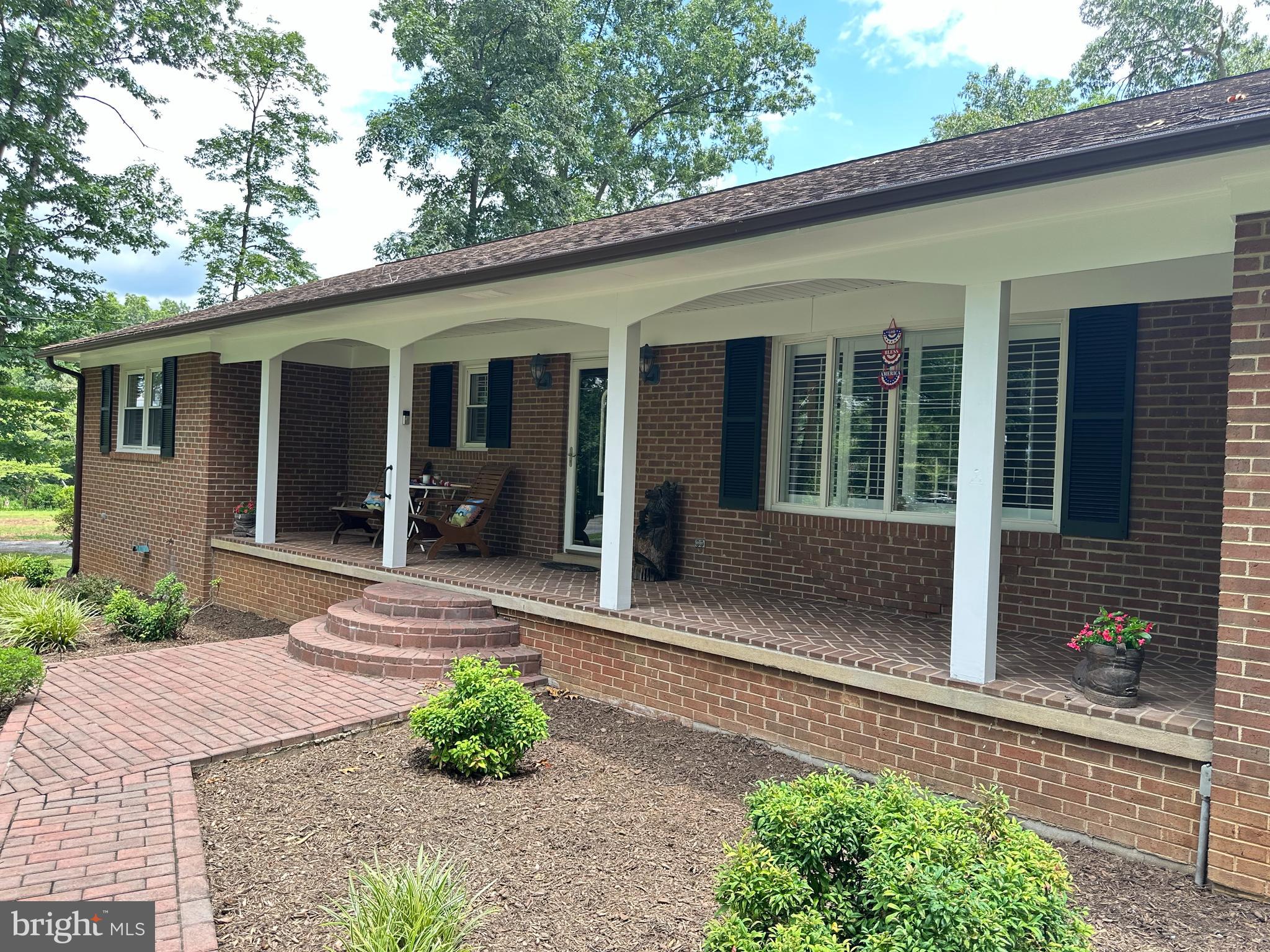 579 Circle View Road Luray, VA 22835 - Photo 5 of 65