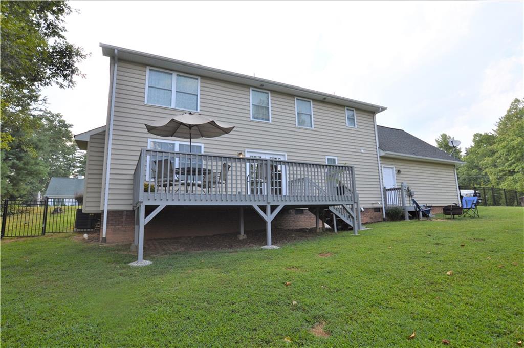 1856 Little John Road Morganton, NC 28655 - Photo 11 of 48 Gallery Image 11