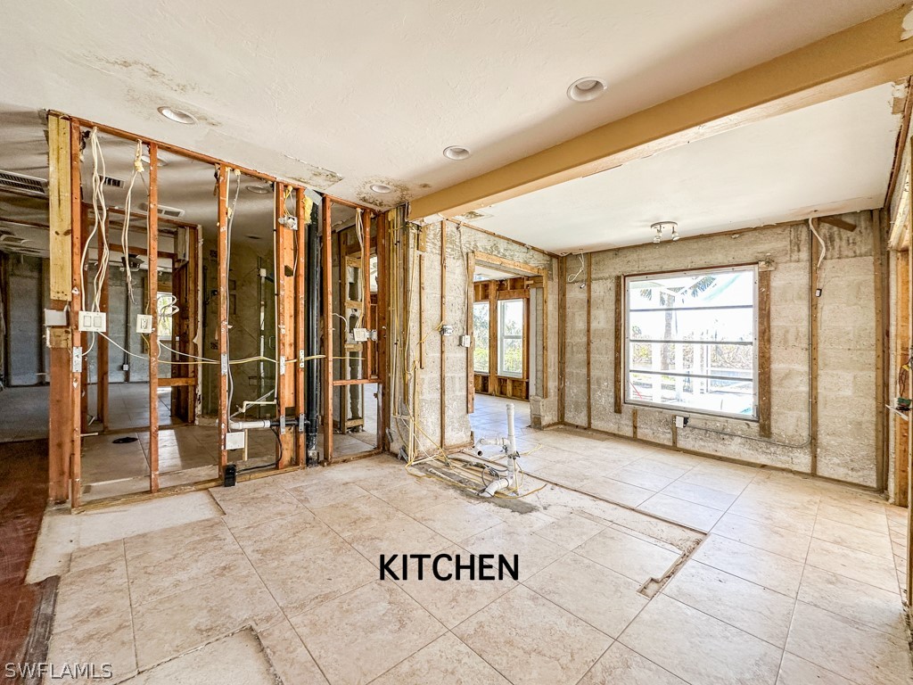 671 Rabbit Road Sanibel, FL 33957 - Photo 12 of 50