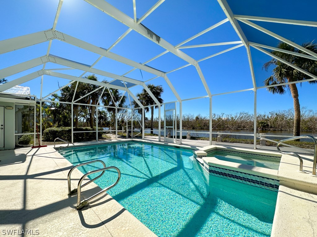 671 Rabbit Road Sanibel, FL 33957 - Photo 38 of 50
