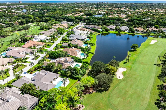 $5,200,000 | 3200 Burgundy Drive North, Palm Beach Gardens, FL 33410