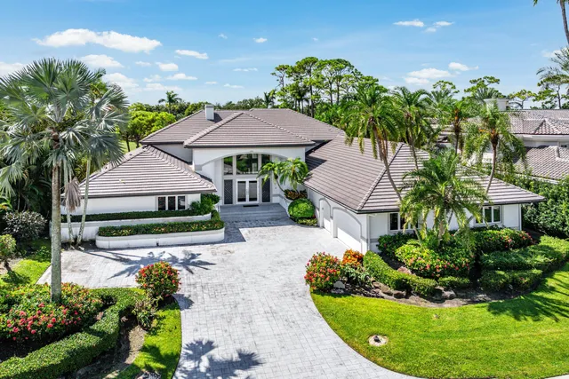 $5,200,000 | 3200 Burgundy Drive North, Palm Beach Gardens, FL 33410