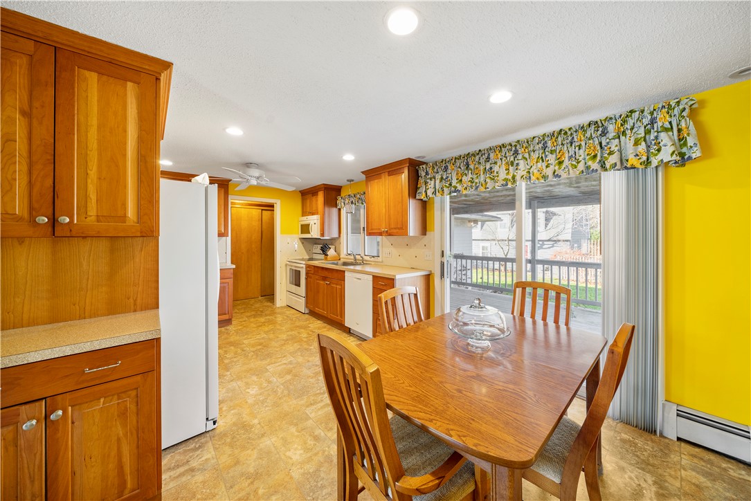 64 Sowams Road Barrington, RI 02806 - Photo 6 of 30 Gallery Image 6