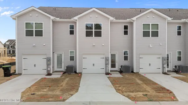 $1,900 | 2023 Clock Road, New Bern, NC 28562