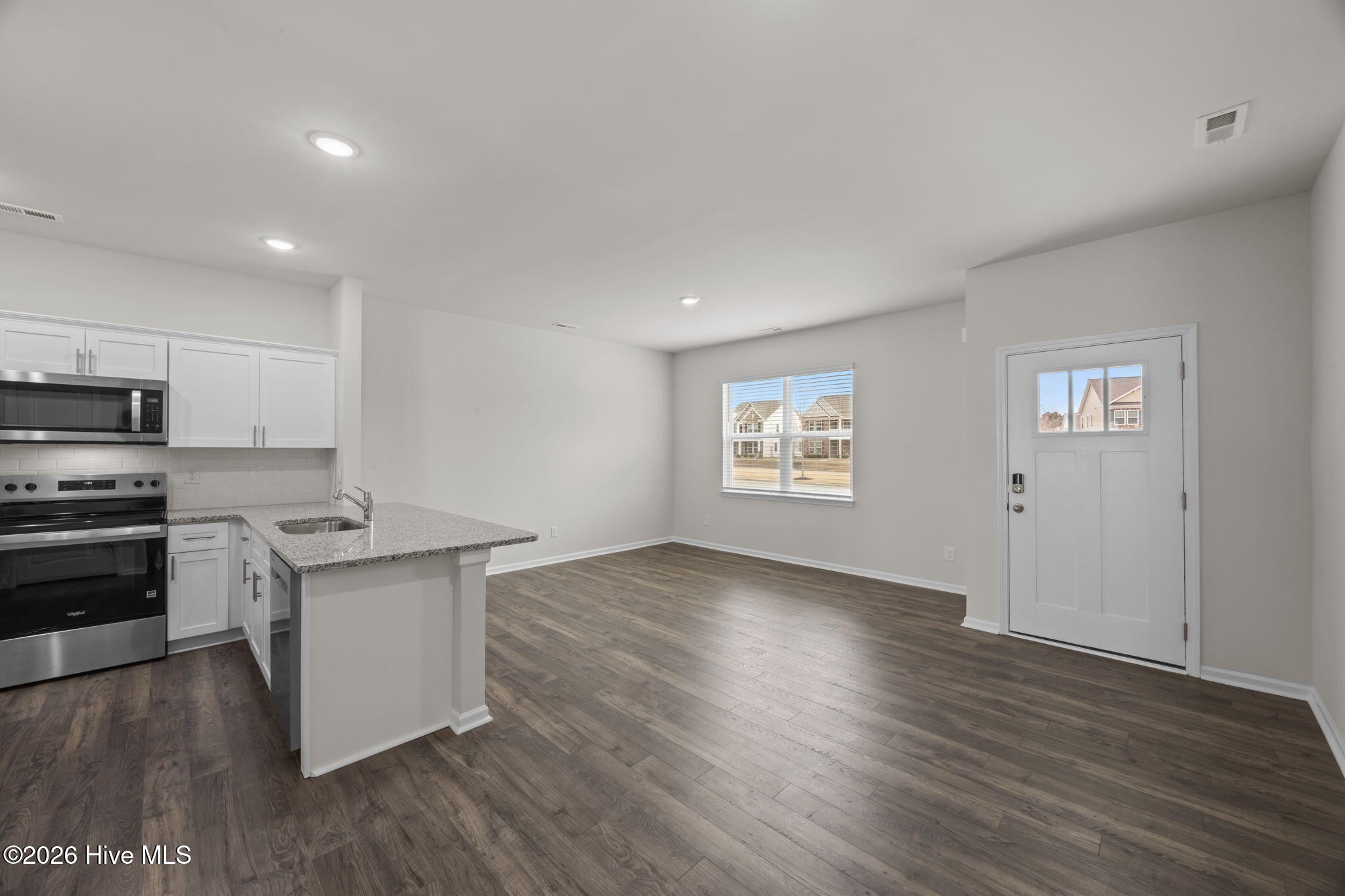 2023 Clock Road New Bern, NC 28562 - Photo 4 of 43 9-web-or-mls-0C0A3270