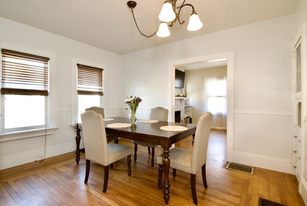 784 White Street Springfield, MA 01108 - Photo 13 of 42