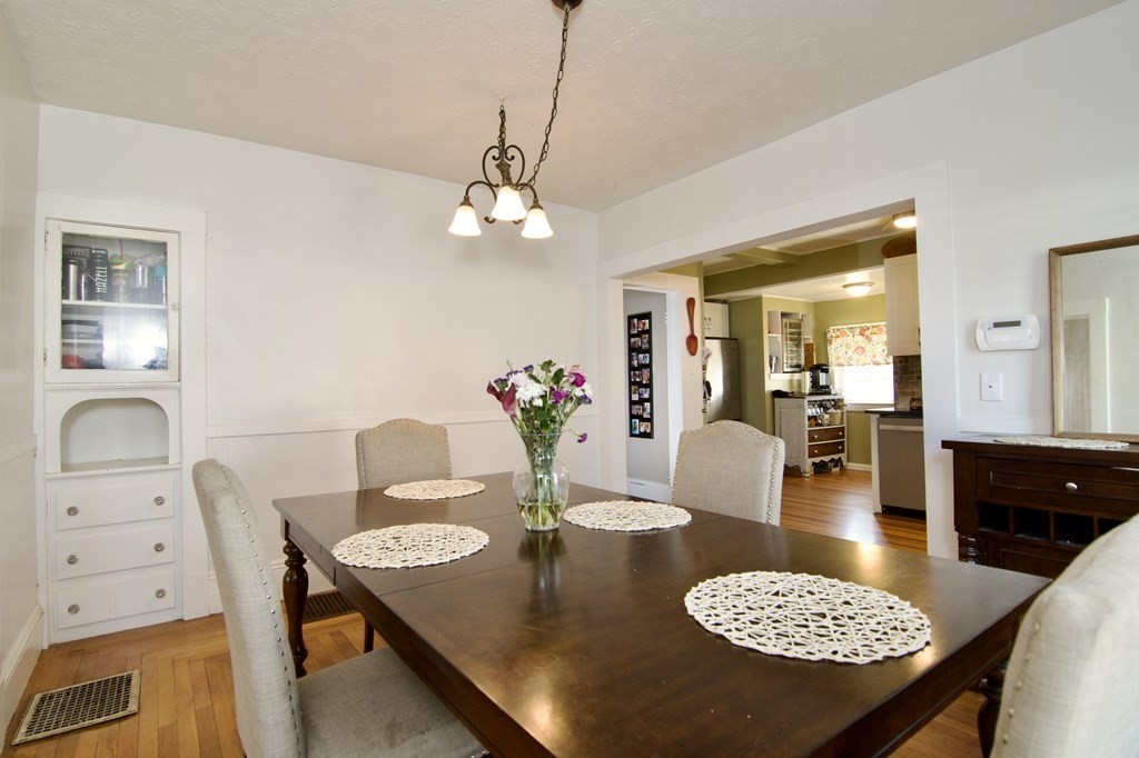 784 White Street Springfield, MA 01108 - Photo 15 of 42
