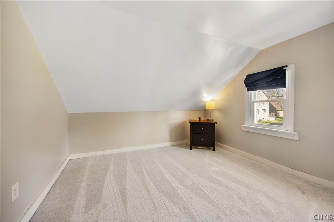 9296 Mallory Road New Hartford, NY 13413 - Photo 24 of 33