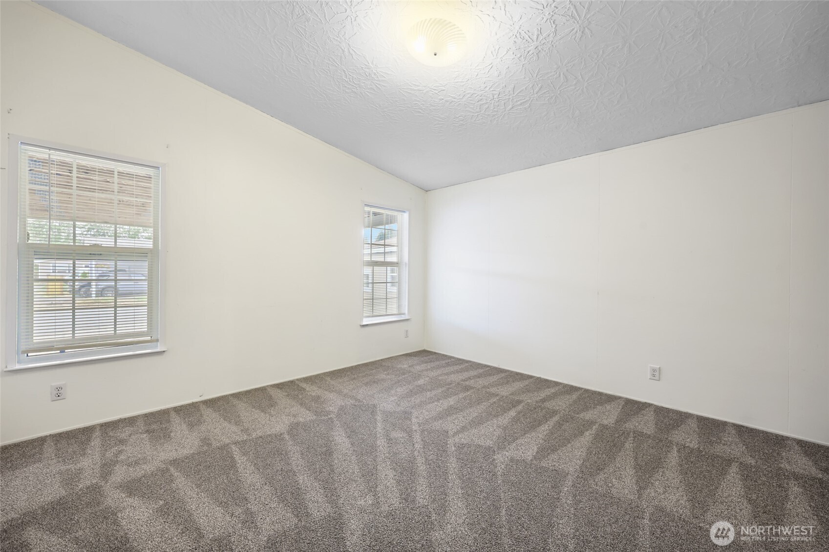 109 Halliday Road, Unit 4 Centralia, WA 98531 - Photo 27 of 29 Gallery Image 27