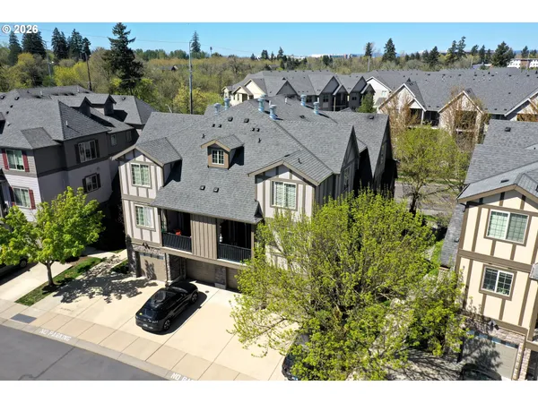 $340,000 | 7869 Northeast Rockne Way, Hillsboro, OR 97006