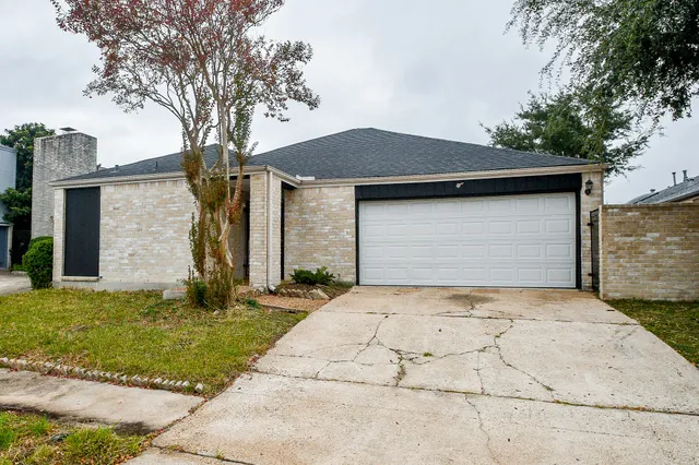 $387,000 | 7822 Albin Lane, Houston, TX 77071