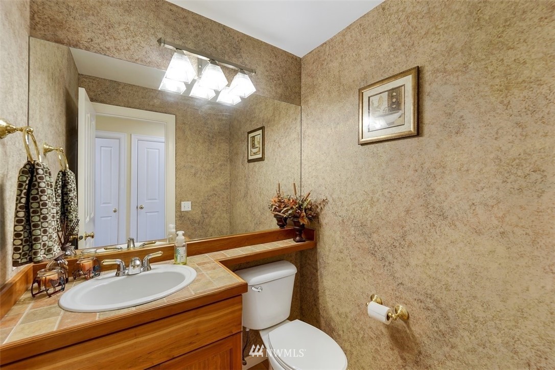 3221 175th Street Southeast Bothell, WA 98012 - Photo 13 of 25