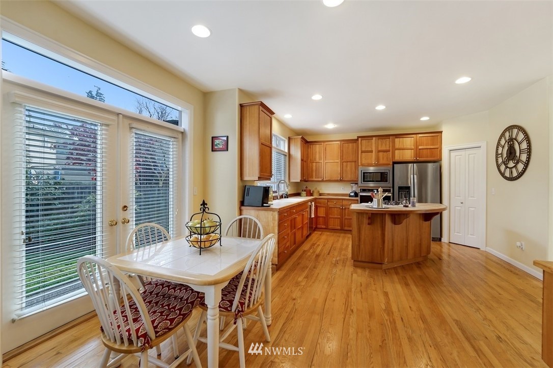 3221 175th Street Southeast Bothell, WA 98012 - Photo 10 of 25