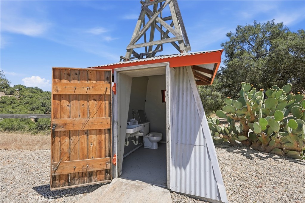 9875 Suey Creek Road Santa Maria, CA 93454 - Photo 49 of 72
