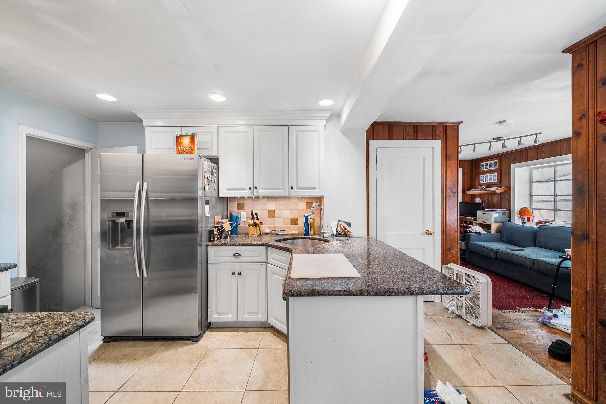 516 Cumberland Road Havertown, PA 19083 - Photo 10 of 18 Kitchen