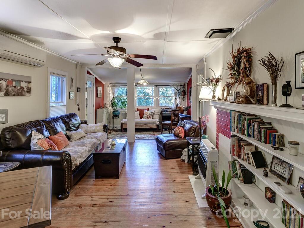 128 Spooks Branch Road Asheville, NC 28804 - Photo 13 of 40 Gallery Image 13