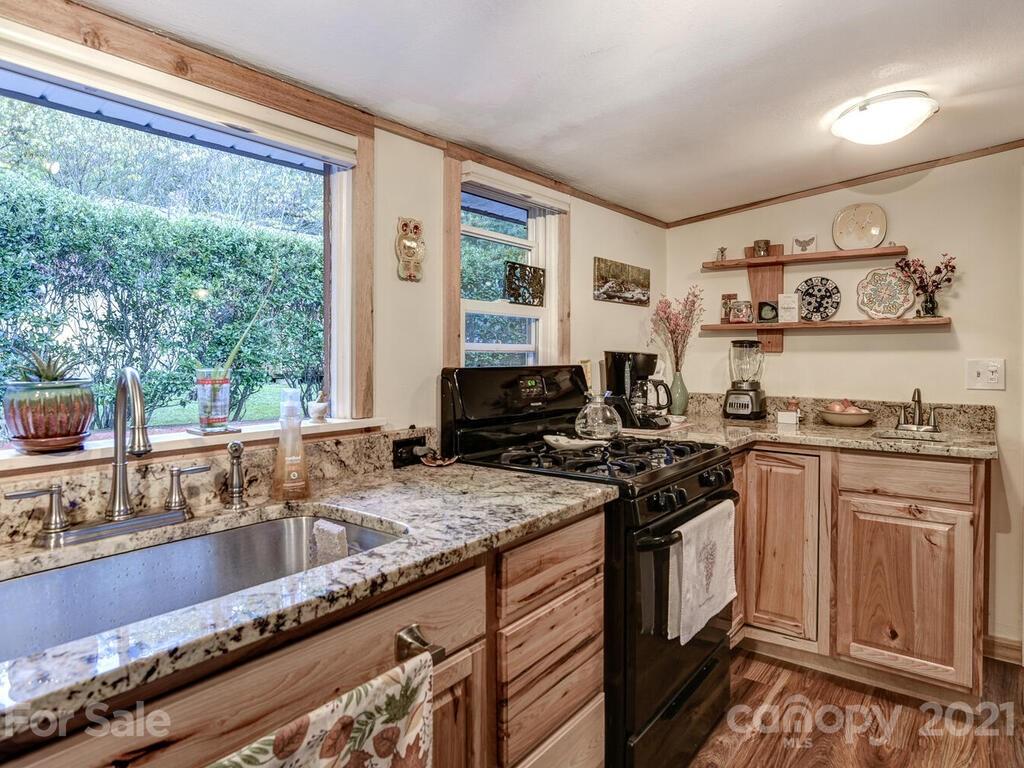 128 Spooks Branch Road Asheville, NC 28804 - Photo 20 of 40 Gallery Image 20