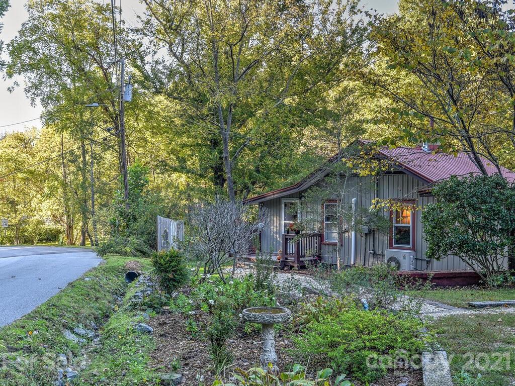 128 Spooks Branch Road Asheville, NC 28804 - Photo 32 of 40 Gallery Image 32
