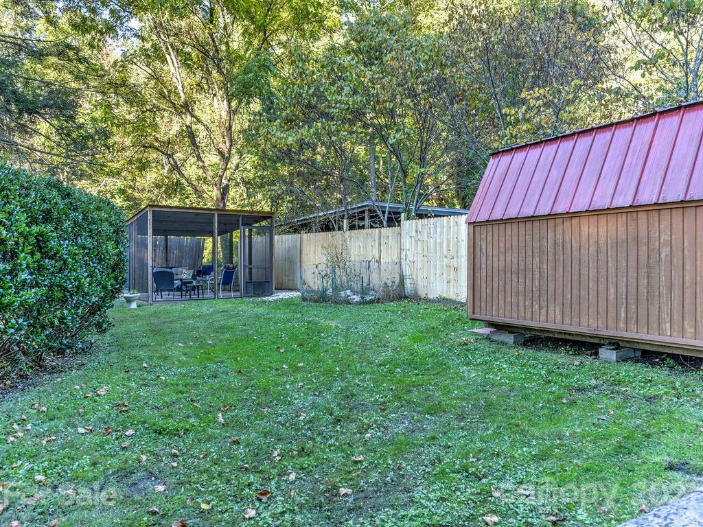 128 Spooks Branch Road Asheville, NC 28804 - Photo 38 of 40 Gallery Image 38