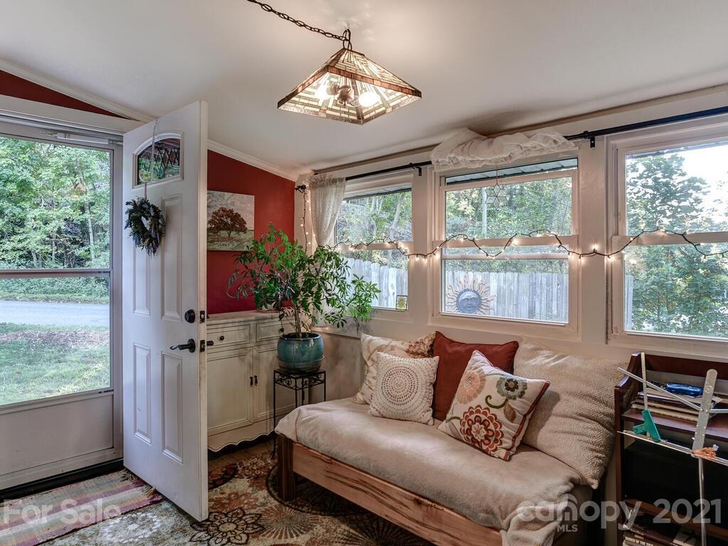 128 Spooks Branch Road Asheville, NC 28804 - Photo 5 of 40 Gallery Image 5