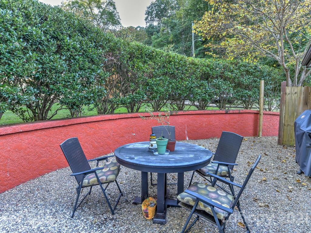 128 Spooks Branch Road Asheville, NC 28804 - Photo 8 of 40 Gallery Image 8