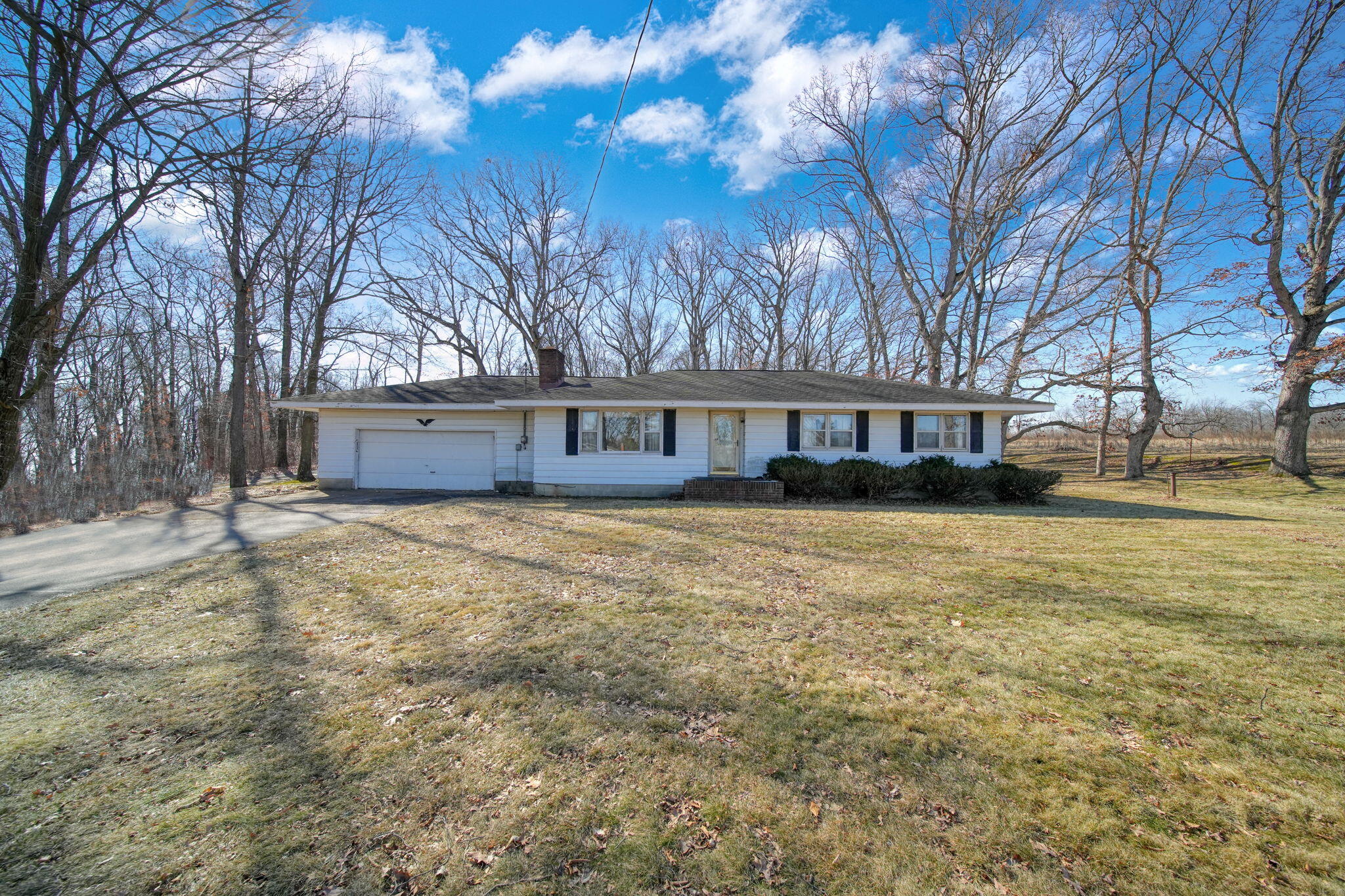 13261 Sager Road Grass Lake, MI 49240 - Photo 1 of 27 Front