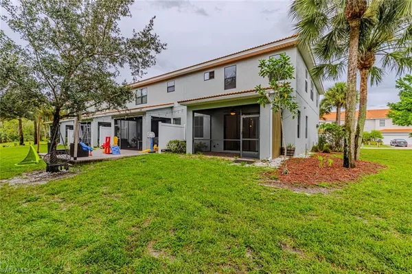 $2,500 | 15326 Summit Pl Circle, Naples, FL 34119