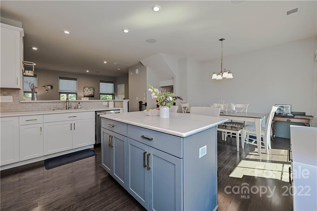 1406 Chippendale Road Charlotte, NC 28205 - Photo 8 of 27 Gallery Image 8