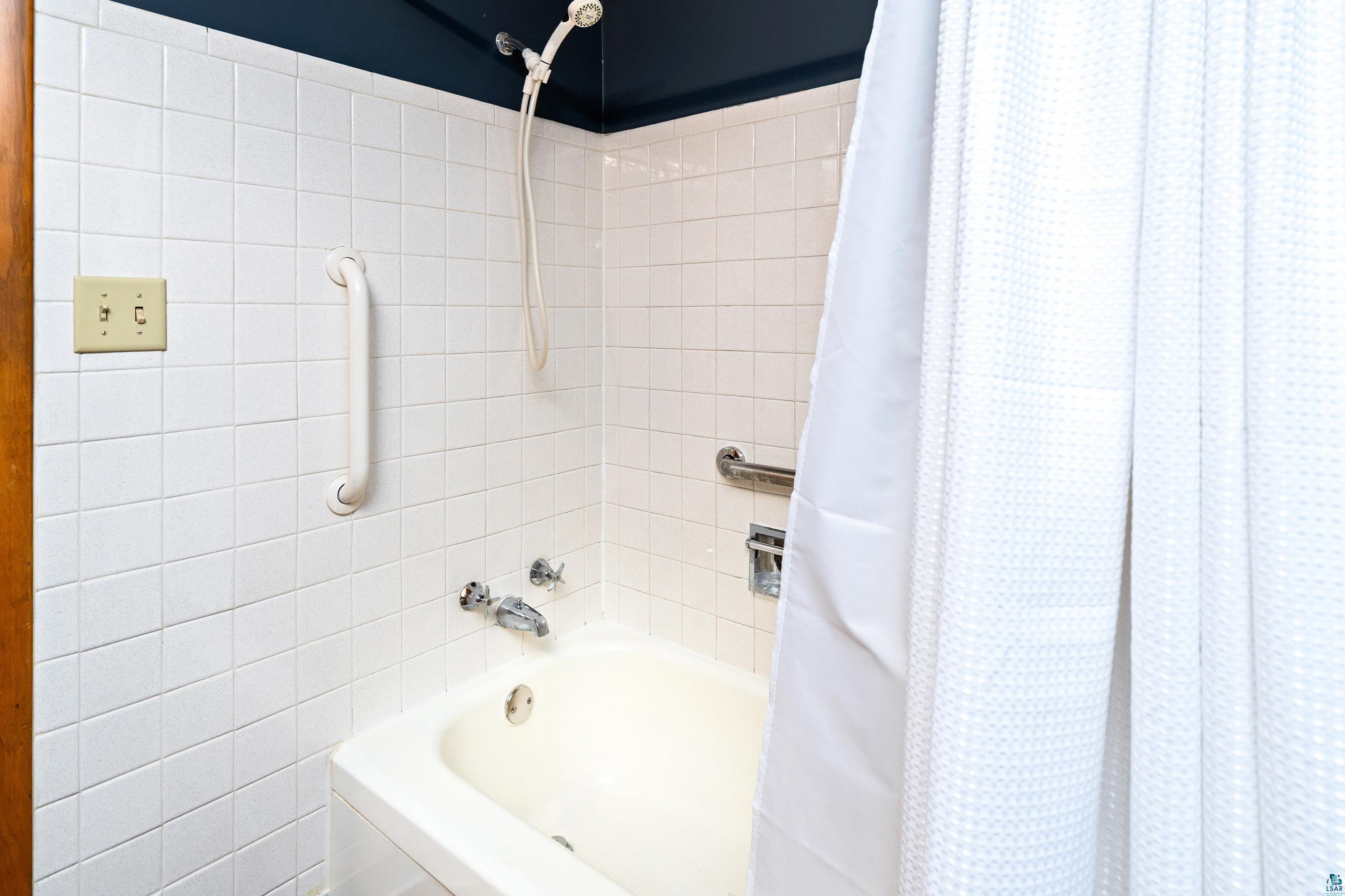 902 Madison Avenue, Unit 902 Duluth, MN 55811 - Photo 30 of 45